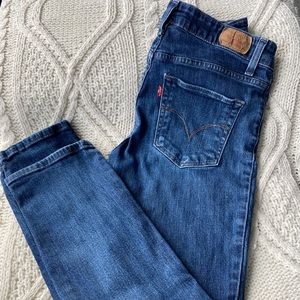 Levis high rise jeans
